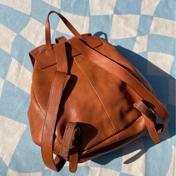 Madewell | Leather Rucksack - Picture 2 of 8